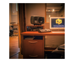 Specialized vocal focus studio, perfect for voice-overs and commericials - Image 2